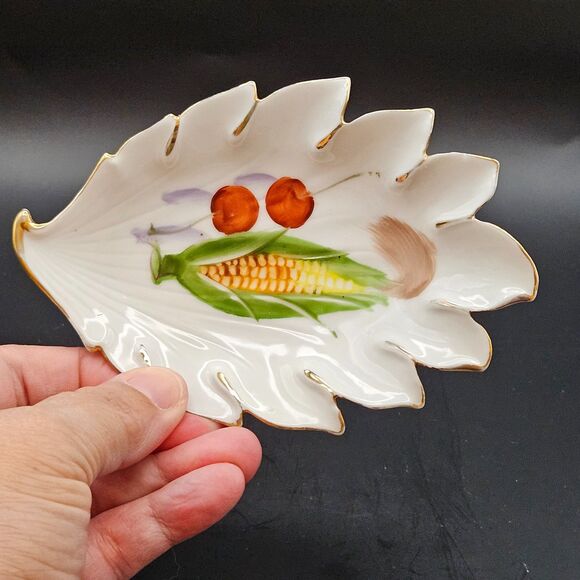 Japanese Porcelain Leaf Dish Plate Corn Cherries Gold Trim Vintage Hand Painted - Picture 2 of 9